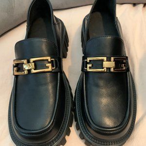 Lattelier Loafers Sz 9
